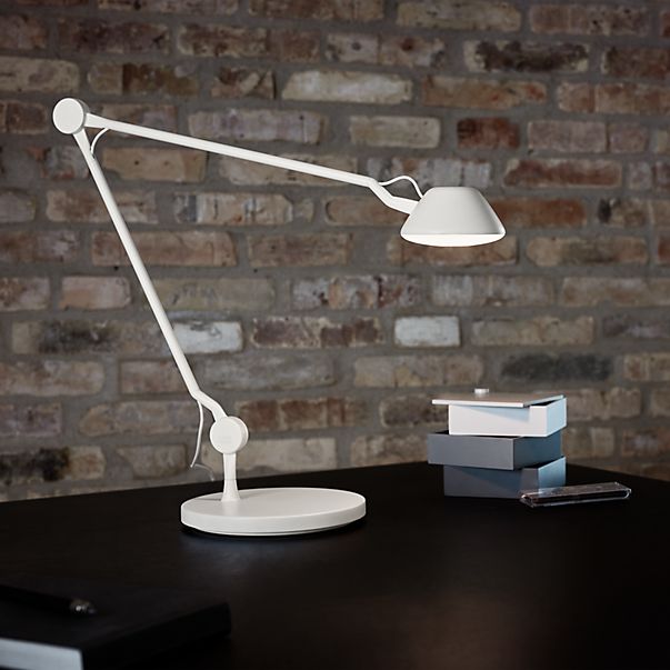 Fritz Hansen AQ01 Bordlampe LED hvid mat