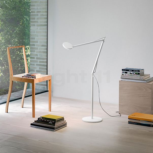 Grau John Floor Lamp LED black