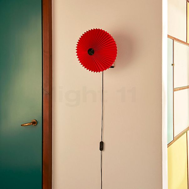 HAY Matin Lampada da parete LED rosso brillante - ø38 cm
