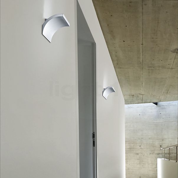Helestra Adeo, lámpara de pared LED níquel mate