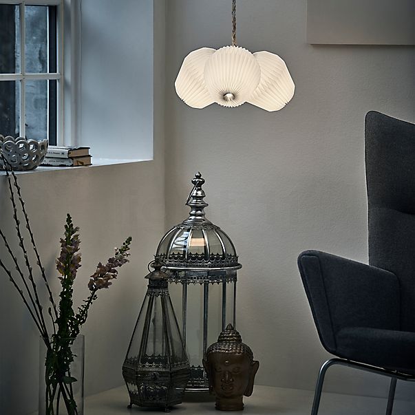 Le Klint The Bouquet Pendant Light 3 lamps ø55 cm