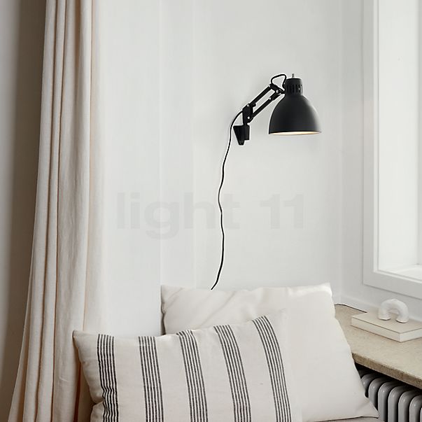 Light Point Archi W1, lámpara de pared negro/dorado