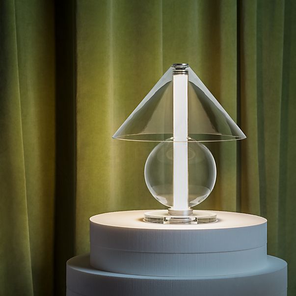 Marset Fragile Lampada da tavolo LED traslucido chiaro