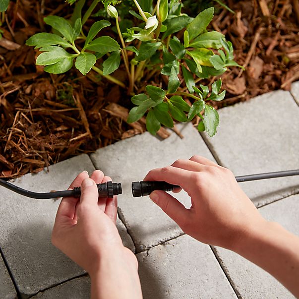 Philips Hue Outdoor Cable de extensión 2,5 m negro - con Conector en T , artículo en fin de serie