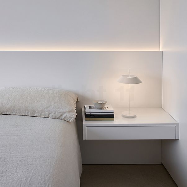 Vibia Mayfair Mini 5495, lámpara recargable LED beige