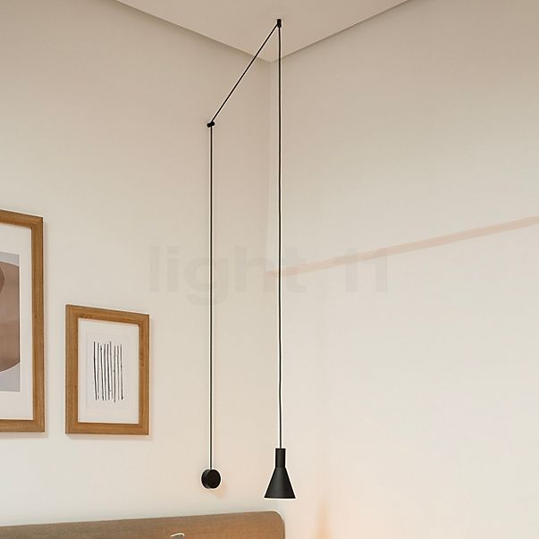 Wever & Ducré Odrey 1.4, lámpara de suspensión florón negro/pantalla dorado/negro