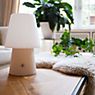 8 seasons design No. 1, lámpara de sombremesa LED blanco - RGB - ejemplo de uso previsto