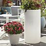 8 seasons design Shining Elegant Pot, lámpara de suelo blanco - ø39 x alt.78 cm - incl. bombilla - incl. módulo solar - ejemplo de uso previsto