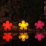 8 seasons design Shining Flower Tischleuchte rosa - ø60 cm - inkl. Leuchtmittel - inkl. Solarmodul , Lagerverkauf, Neuware Anwendungsbild