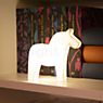 8 seasons design Shining Horse Lampe rechargeable LED blanc , fin de série - produit en situation