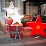 8 seasons design Shining Star Christmas Bodenleuchte rot - 60 cm - inkl. Leuchtmittel Anwendungsbild