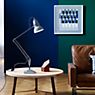 Anglepoise Original 1227 Lampe de bureau chrome/câble noir/blanc - produit en situation