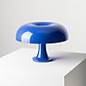 Artemide Nessino Tavolo bleu foncé - produit en situation