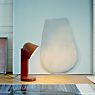 Flos Céramique Lampada da tavolo rosso - luce verso il basso - immagine di applicazione