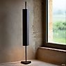 Flos Emi Lampadaire LED bleu - produit en situation