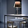 Flos Ktribe Lampe de table plastique - bronze - 39,5 cm - produit en situation