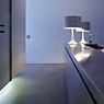 Flos Spunlight Lampe de table blanc - 68 cm - produit en situation