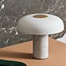 Fontana Arte Tropico Lampe de table LED Marquinia marbre - medium - produit en situation