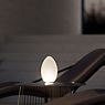 Fontana Arte Uovo Lampe de table LED blanc - produit en situation