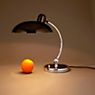 Fritz Hansen KAISER idell™ 6631-T, lámpara de sobremesa gris claro/latón