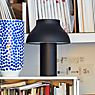 HAY PC Lampe de table noir - 50 cm - produit en situation