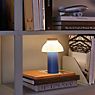 HAY PC Lampe rechargeable pied bleu/abat-jour blanc , Vente d'entrepôt, neuf, emballage d'origine - produit en situation