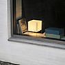 HAY Paper Cube Lampe de table small - produit en situation