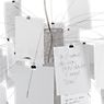 Ingo Maurer Zettel'z 5 weiß - Das Papier ist mit filigranen Edelstahlklammern befestigt, die um einen Diffusor aus satiniertem Glas angeordnet sind