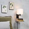 It's about RoMi Florence, lámpara de pared blanco - sin luz de lectura - con pantalla - ejemplo de uso previsto
