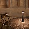 Kartell Space Lampe de table LED doré - produit en situation