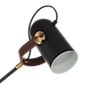 Le Klint Carronade Lampadaire Low noir - La tête de lampe peut être orientée individuellement pour offrir une lumière de lecture flexible.