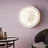 Le Klint Swirl Lampada da soffitto/parete bianco - ø60 cm - immagine di applicazione
