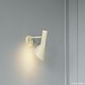 Louis Poulsen AJ, lámpara de pared gris cálido - con botón/con Stecker - ejemplo de uso previsto