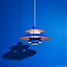 Louis Poulsen PH 5, lámpara de suspensión azul - ejemplo de uso previsto
