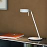 Mawa Pure Lampe de table LED sable argenté - 35,5 cm - produit en situation