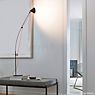 Midgard Ayno Lampe de table LED noir/câble orange - 2.700 K - produit en situation