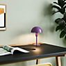 Nordlux Ellen Mini, lámpara de sobremesa púrpura - ejemplo de uso previsto