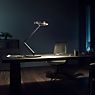 Occhio Gioia Equilibrio, lámpara para escritorio LED cabeza negro mate/cuerpo negro mate - ejemplo de uso previsto