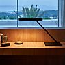 Occhio Taglio Tavolo Fix Table Lamp LED head silver matt/body black matt - Occhio Air application picture