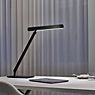 Occhio Taglio Tavolo Lampe de table LED tête argenté mat/corps noir mat - Occhio Air - produit en situation