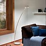 Oligo Glance Lampadaire arc LED cachemire mat - produit en situation