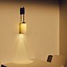 Santa & Cole Cirio Lampada da parete LED opale vetro - 1-10 V - immagine di applicazione