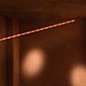 Santa & Cole La Colilla Lampada a sospensione LED 200 cm - immagine di applicazione