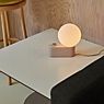 Tala Alumina Applique/Lampe de table fleur - produit en situation