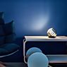 Tecnolumen Bulo Lampe de table bleu clair - produit en situation