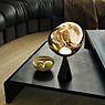 Tom Dixon Melt Cone Fat Tischleuchte LED schwarz/gold Anwendungsbild