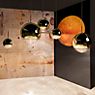 Tom Dixon Mirror Ball Suspension LED doré - ø50 cm - produit en situation