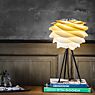 Umage Carmina, lámpara de sobremesa amarillo/negro - ejemplo de uso previsto
