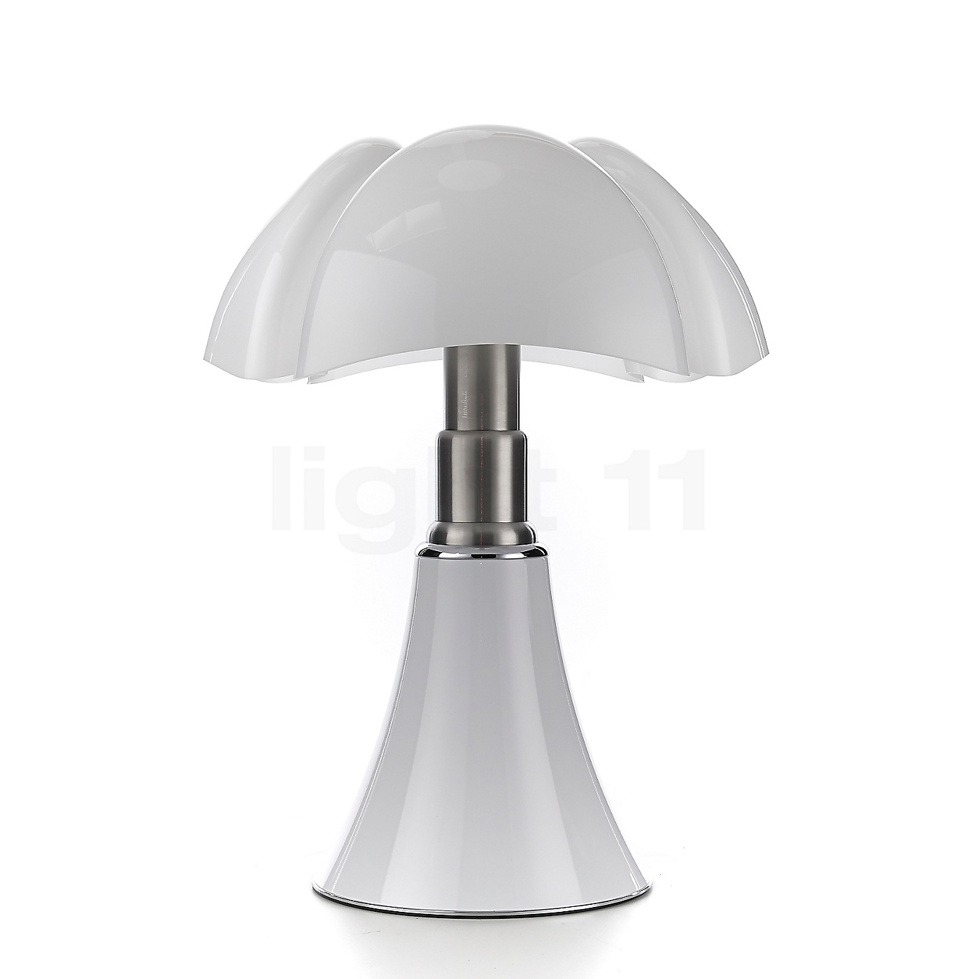 Illuminazione tavolo sala: lampada da tavolo tripod in metallo ...